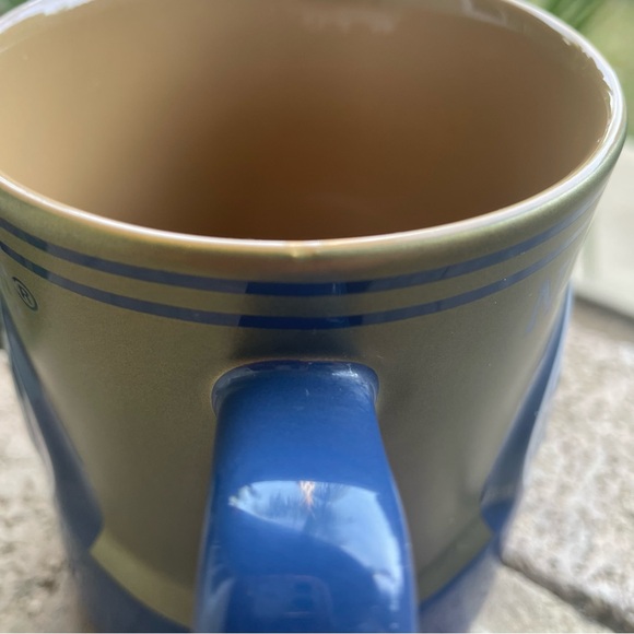 Boelter Brands Collegiate 2011 Notre Dame Sculpted Relief 16 oz Mug - Picture 8 of 15